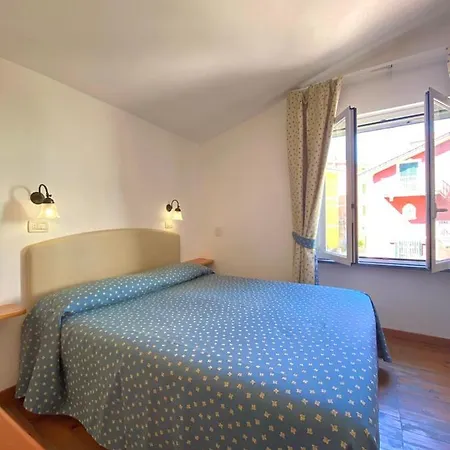 Clelia - Apartment Deiva Marina